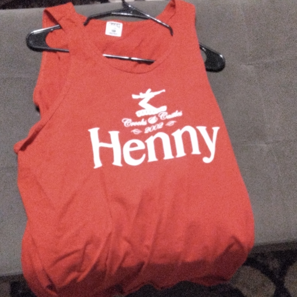 Crooks & castles tank top